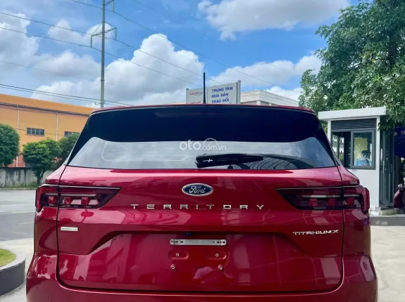 Ford Territory Titanium X 2023 - Xe cá nhân ủy quyền, đầy đủ option hiện đại
