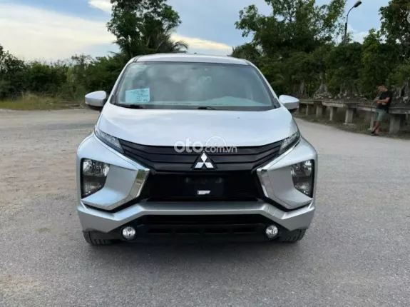Mitsubishi Xpander 1.5 MT 2019 - Xe đẹp, gia đình đi giữ gìn