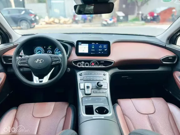 Hyundai Santa Fe 2.5 Xăng Cao cấp 2023 - Tư nhân 1 chủ từ đầu