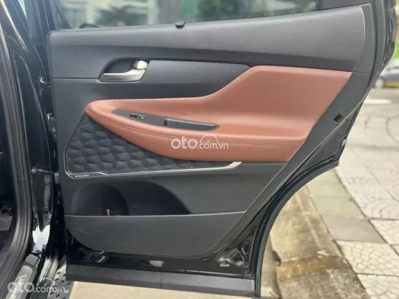 Hyundai Santa Fe 2.5 Xăng Cao cấp 2023 - Tư nhân 1 chủ từ đầu