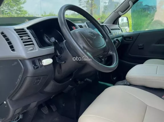 Toyota Hiace 2010 - Bán Hiace tải van 3 chỗ đời 2010, tải 900kg
