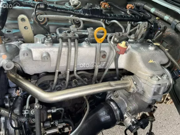 Toyota Hiace 2010 - Bán Hiace tải van 3 chỗ đời 2010, tải 900kg