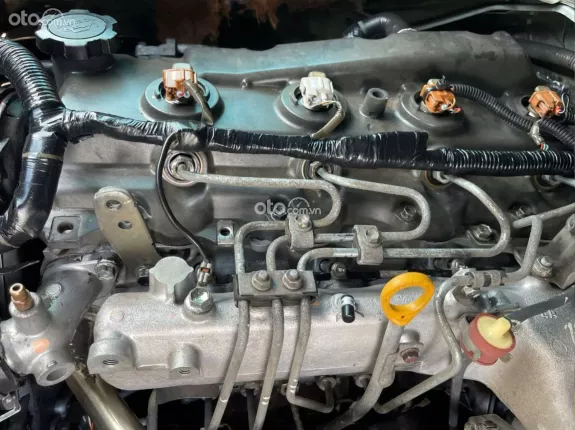 Toyota Hiace 2010 - Bán Hiace tải van 3 chỗ đời 2010, tải 900kg