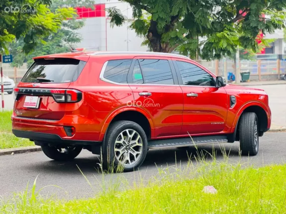 Ford Everest Titanium 2.0 AT 4x2 2022 - Giá tốt cho chiếc SUV mạnh mẽ
