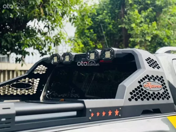 Nissan Navara NP300 VL 4x4 AT 2022 - Xe lướt chất lượng, pháp lý minh bạch