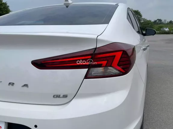 Hyundai Elantra   2.0 AT 2021 - Odo 4v km zin - Bảo dưỡng định kỳ