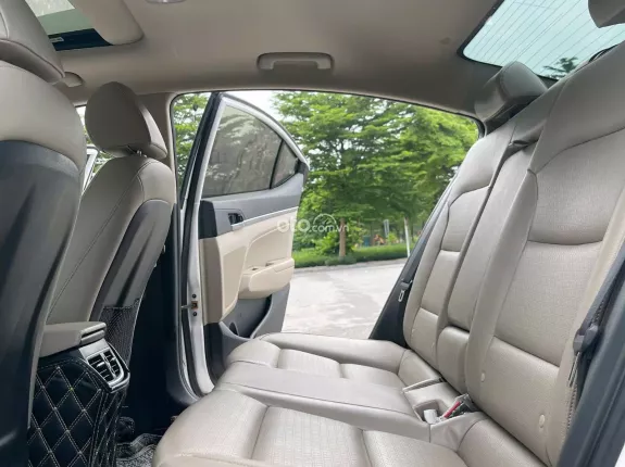 Hyundai Elantra   2.0 AT 2021 - Odo 4v km zin - Bảo dưỡng định kỳ