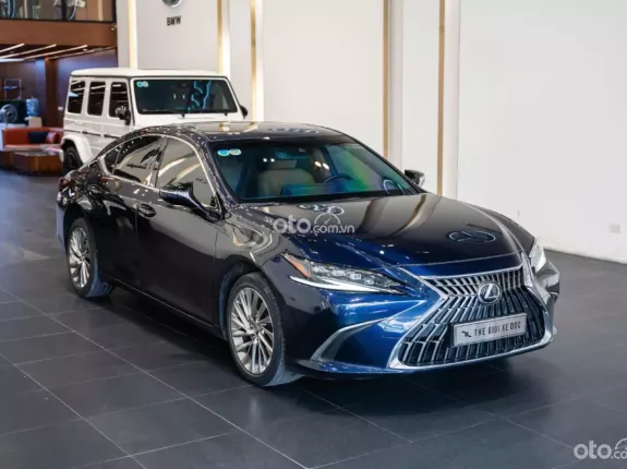 Lexus ES 250 2022 - Màu xanh nội thất bò, giá 1,9 tỷ đồng