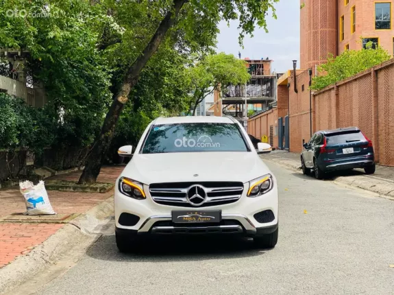 Mercedes-Benz GLC 250 4Matic 2019 - Trắng Nâu