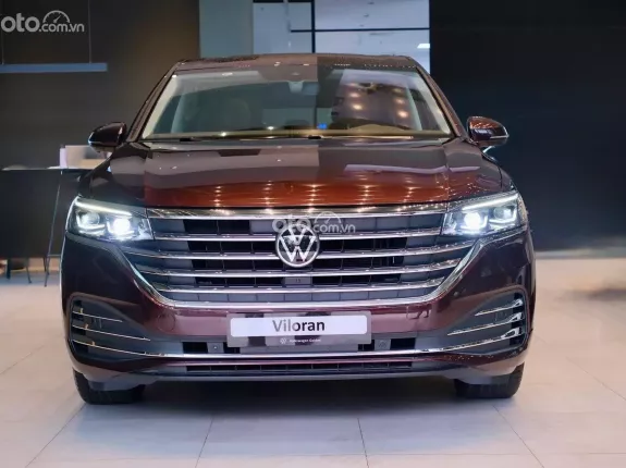 Volkswagen Viloran Luxury 2025 - Khuyến mãi tháng 5/2026 Viloran Màu đỏ rượu vang cực sang trọng cho khách hàng mệnh Hỏa
