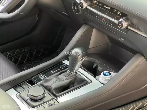 Mazda 3 Sedan 1.5L Luxury 2022 - Cực mới