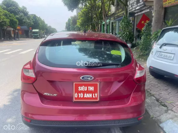 Ford Focus 1.6L 2015 - Xe tư nhân 1 chủ, ngoại thất màu đỏ đẹp