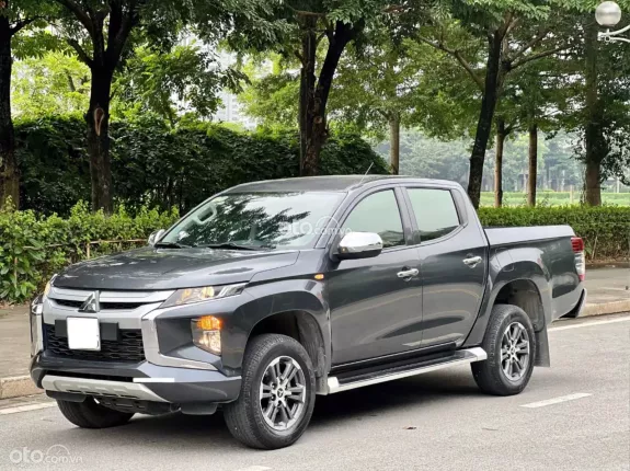 Mitsubishi Triton 4×2 AT MIVEC 2020 - Siêu mới