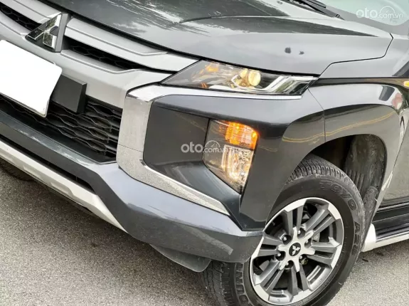 Mitsubishi Triton 4×2 AT MIVEC 2020 - Siêu mới