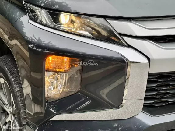 Mitsubishi Triton 4×2 AT MIVEC 2020 - Siêu mới