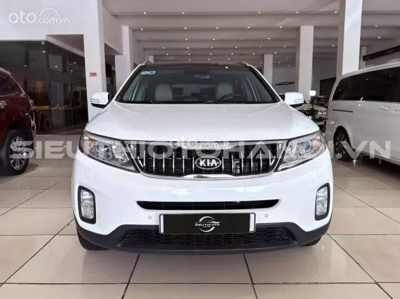 Kia Sorento 2WD 2.2 DATH 2019 - Xe zin nguyên bản theo hãng