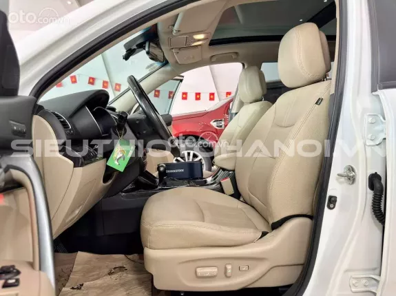 Kia Sorento 2WD 2.2 DATH 2019 - Xe zin nguyên bản theo hãng