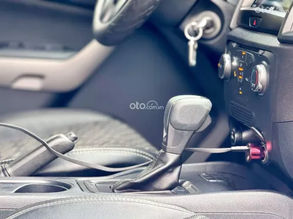 Ford Ranger XLS 2.2 4x2 AT 2019 - Xe tư nhân bao check thoải mái, xe đã bộ ghế da,..