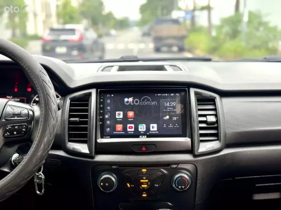 Ford Ranger XLS 2.2 4x2 AT 2019 - Xe tư nhân bao check thoải mái, xe đã bộ ghế da,..