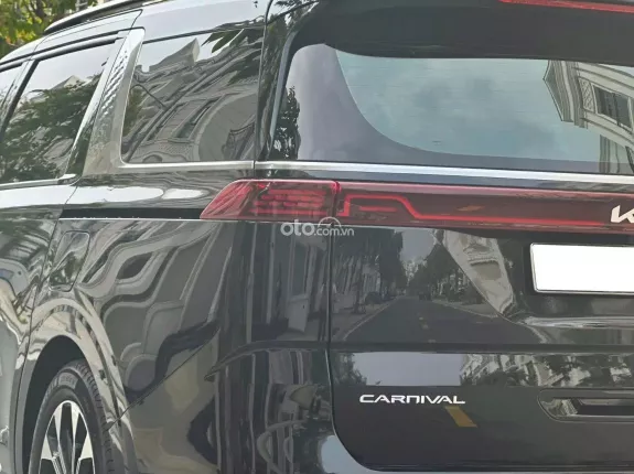 Kia Carnival 2.2D Signature 2022 - Giá tốt thương lượng
