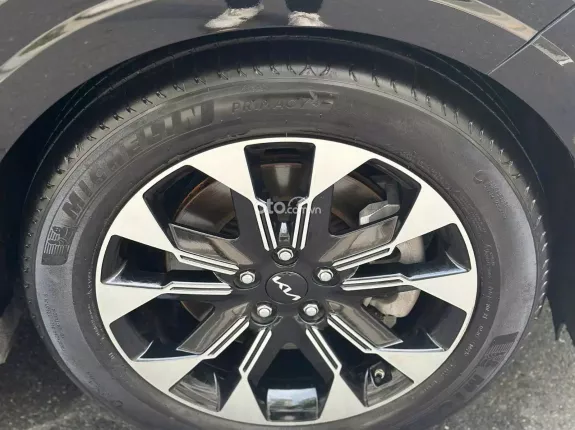 Kia Carnival 2.2D Signature 2022 - Giá tốt thương lượng