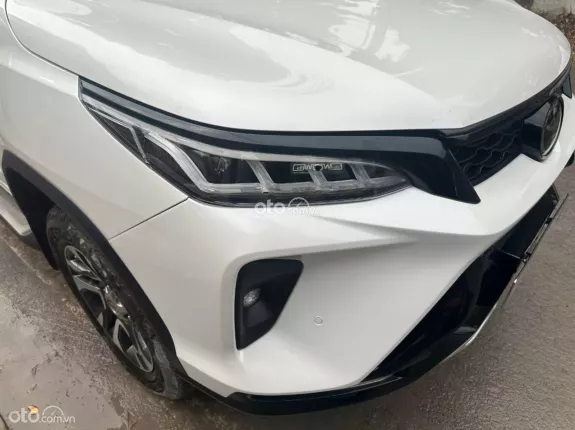 Toyota Fortuner 2.8 AT 4x4 Legender 2022 - Siêu lướt 30.000 km