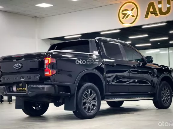 Ford Ranger Wildtrak 2.0l bi-turbo 4x4 10 AT 2024 - Xe lướt chất lượng cao giá tốt tại TP. HCM