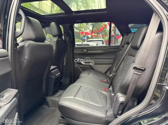 Ford Everest Titanium 2.0 AT 4x2 2025 - Siêu lướt!