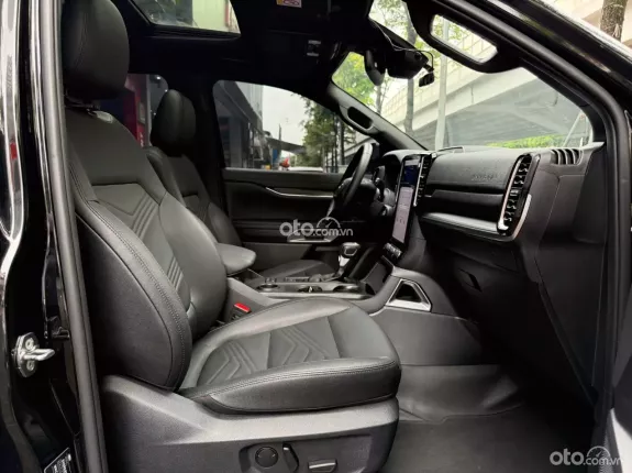 Ford Everest Titanium 2.0 AT 4x2 2025 - Siêu lướt!