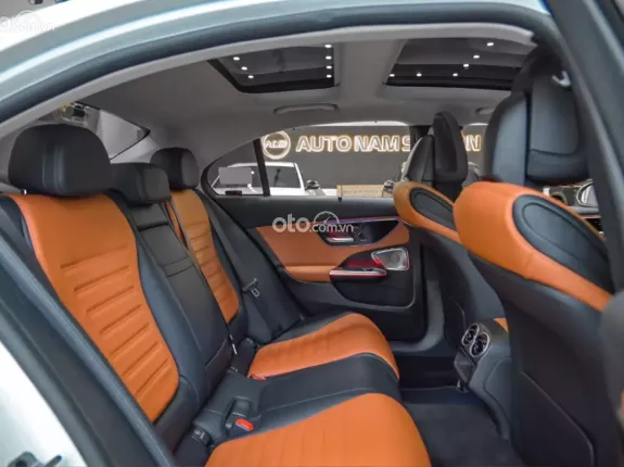 Mercedes-Benz C300 AMG 2023 - Xe sang trọng đã qua sử dụng, chất lượng như mới
