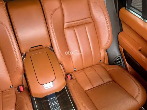 Land Rover Range Rover 2024 - Xe 4 ghế độc lập với bàn làm việc vip