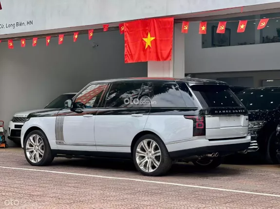 Land Rover Range Rover 2024 - Xe 4 ghế độc lập với bàn làm việc vip
