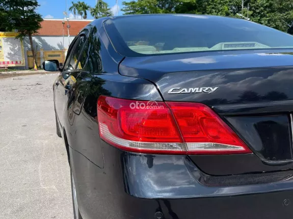 Toyota Camry 2.4G 2011 - Xe cũ chất lượng, vận hành êm ái
