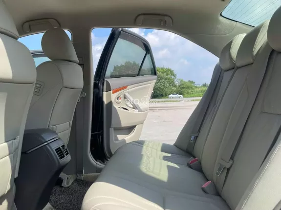 Toyota Camry 2.4G 2011 - Xe cũ chất lượng, vận hành êm ái