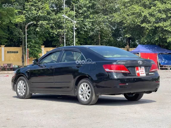 Toyota Camry 2.4G 2011 - Xe cũ chất lượng, vận hành êm ái