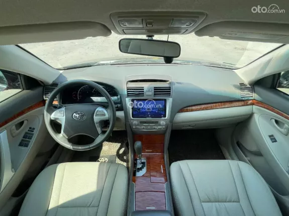 Toyota Camry 2.4G 2011 - Xe cũ chất lượng, vận hành êm ái