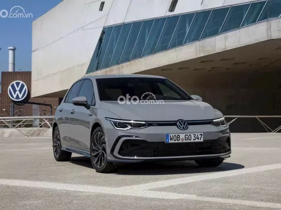 Volkswagen Golf 2025 - Xe thể thao nhập khẩu trả trước 230 triệu nhận xe