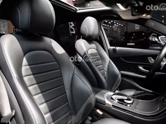 Mercedes-Benz C300 AMG 2019 - Phiên bản AMG mạnh mẽ động cơ 2.0L