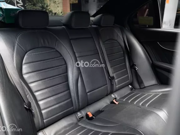 Mercedes-Benz C300 AMG 2019 - Phiên bản AMG mạnh mẽ động cơ 2.0L