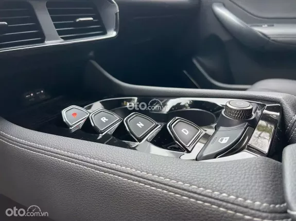 VinFast VF8 2024 - Giá rẻ cần bán gấp