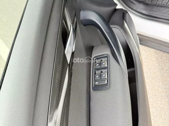 VinFast VF8 2024 - 🏅 CAM KẾT XE KHÔNG ĐÂM ĐỤNG NGẬP NƯỚC