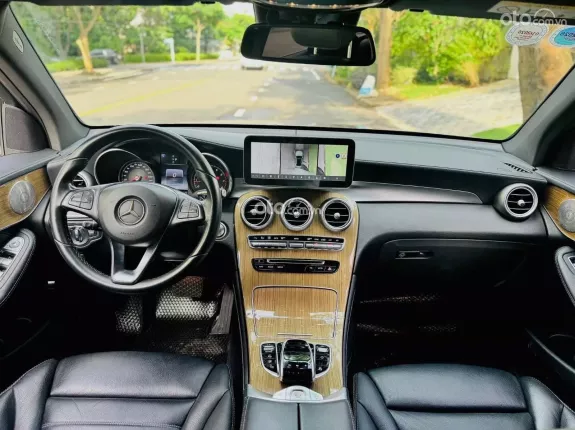 Mercedes-Benz GLC 250 4Matic 2017 - Nâu Đen