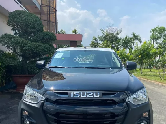 Isuzu D-Max LS 4x4 MT 2023 - Bán tải 2 Cầu số sàn mới 100% - giá rẻ nhất thị trường