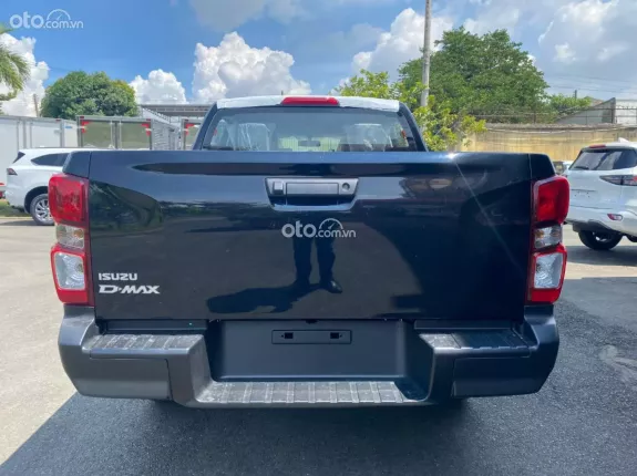 Isuzu D-Max LS 4x4 MT 2023 - Bán tải 2 Cầu số sàn mới 100% - giá rẻ nhất thị trường