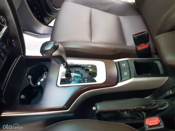 Toyota Fortuner 2.7 V 4X2 AT 2017 - Toyota Fortuner 2.7 V 4X2 AT 2017 - mua bán ô tô cũ uy tín tại Hà Nội