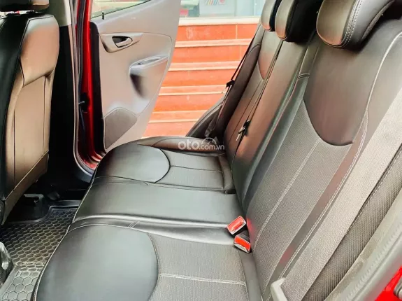 VinFast Fadil Cao cấp 2020 - Xe nhỏ gọn phù hợp gia đình