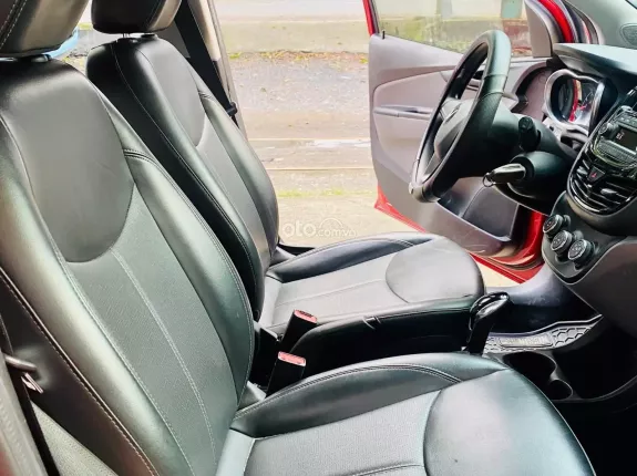 VinFast Fadil Cao cấp 2020 - Xe nhỏ gọn phù hợp gia đình