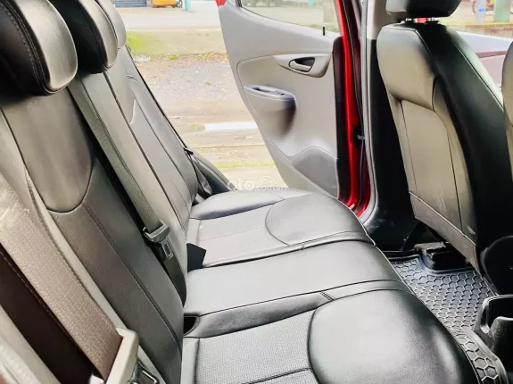 VinFast Fadil Cao cấp 2020 - Xe nhỏ gọn phù hợp gia đình