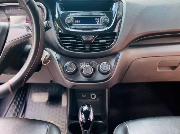 VinFast Fadil Cao cấp 2020 - Xe nhỏ gọn phù hợp gia đình