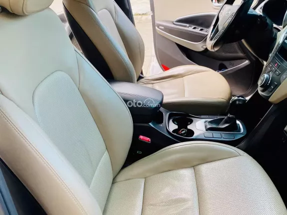 Hyundai Santa Fe 2.4L Xăng Tiêu chuẩn 2016 - Xe cũ chất lượng, bảo hành đầy đủ